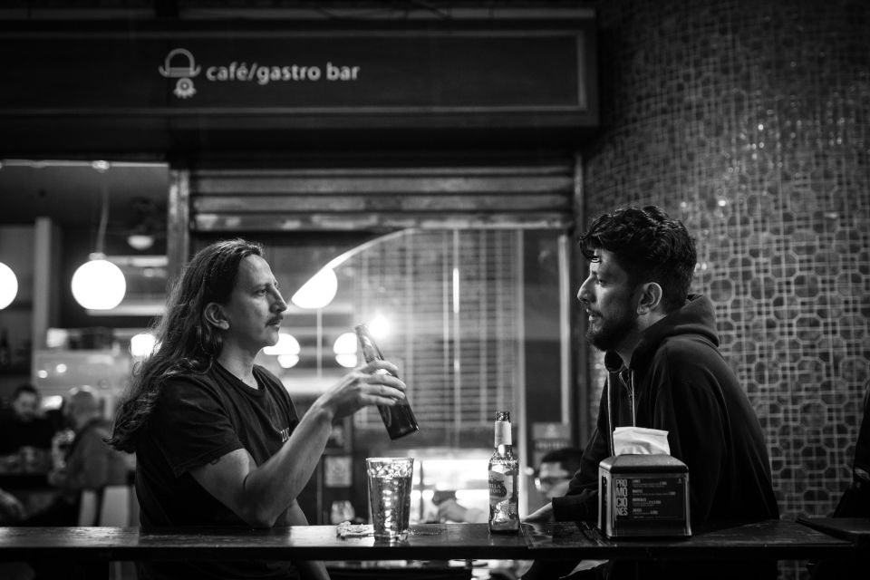 La estatuilla con forma de pupa de mariposa fue diseñada por el artista visual Jonathan Torres, quien de forma comprometida se hace presente en el Festival.