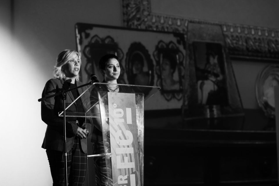 Haymo - Ganadora en la categoría Foro de Presentación de Proyectos del CRFIC10 “Para que la directora pueda acompañar al personaje en un viaje urgente, por su avanzada edad. Y a su vez poder concretar alianzas de producción.”