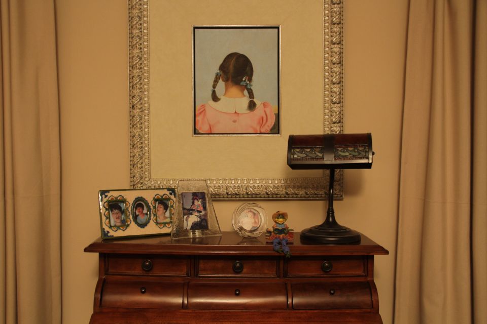 Trazos de la memoria - Ganadora del premio Premio Cine House en la categoría Foro de Presentación de Proyectos del CRFIC10 “Se destaca un proyecto joven, pero con una búsqueda y una disciplina para la realización. El tema permite conversar sobre la maternidad y el cuido planteado de manera profunda, íntima y con una enorme sensibilidad.”