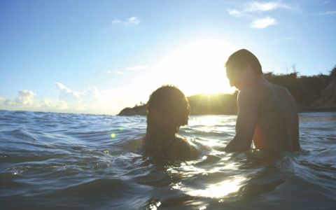 Still película Landfall